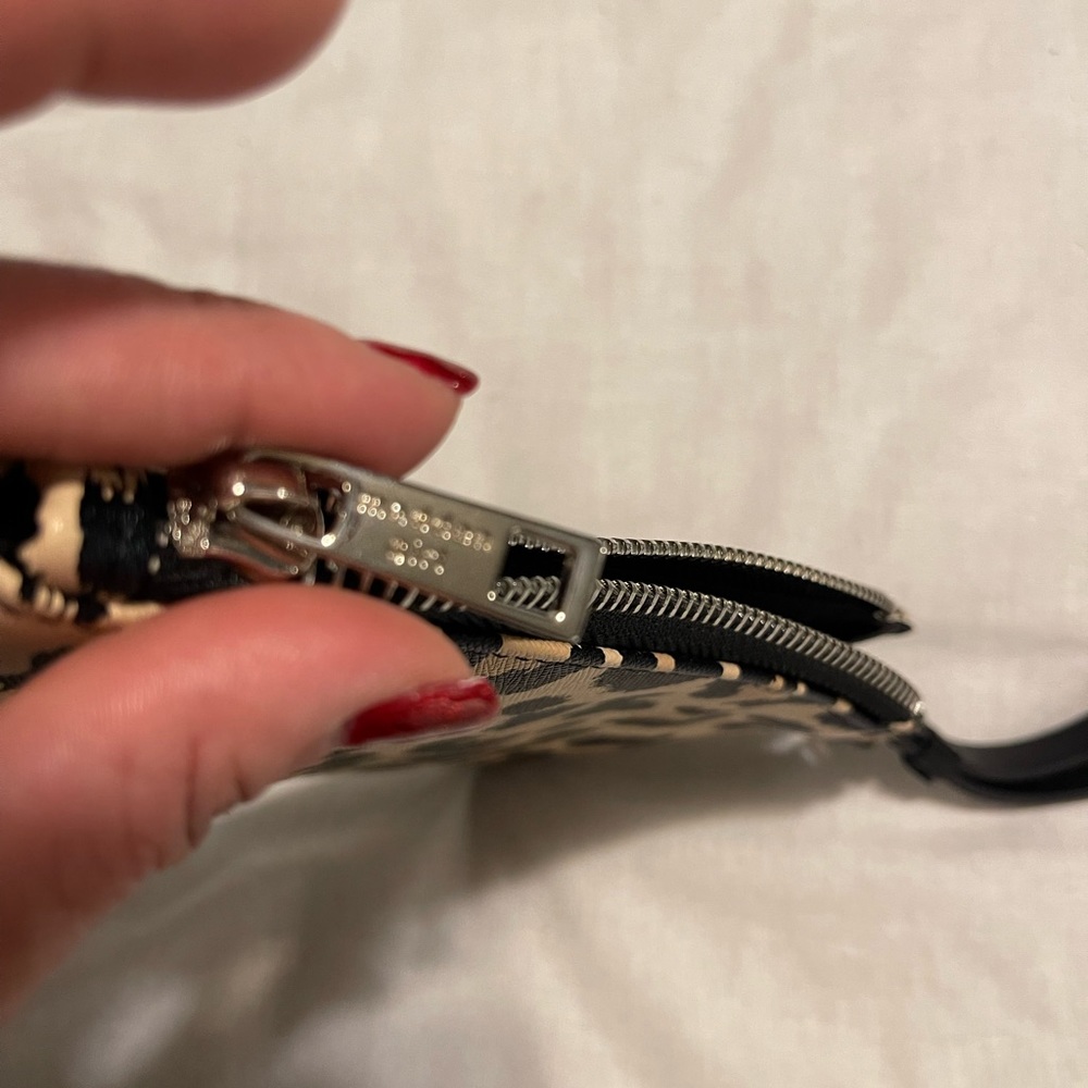 Pullout Pouch - Picture 4 of 4